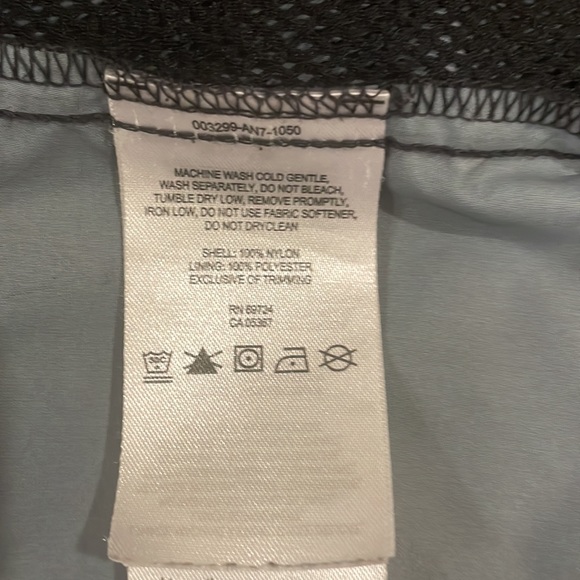 Columbia Rain Coat, Windbreaker Jacket - Picture 8 of 8